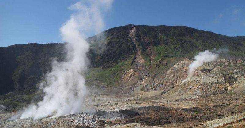 Atourin.com/Gunung Papandayan